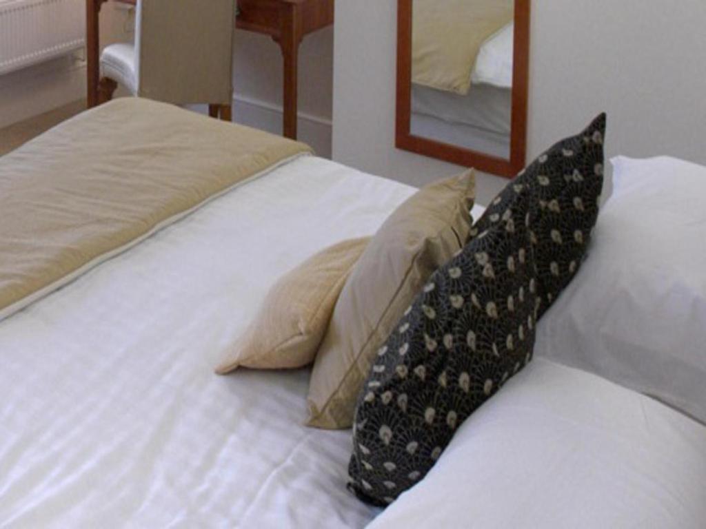 The Barns Hotel แคนน็อค ห้อง รูปภาพ